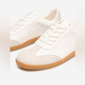 MIA Cream Lace Scallop Sneakers